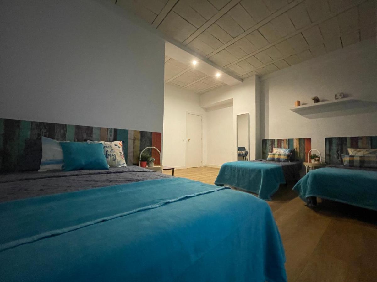 Rooms In Gothic Hostel