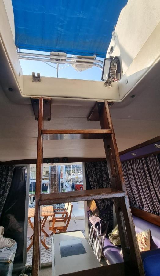 Botel Beautiful And Comfy Boat In With Boat Tour Option Barcelona