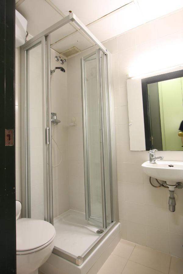 Residencia Universitaria Tagaste Apartment Barcelona