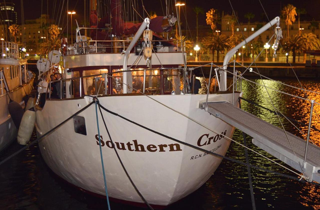 Botel Southern Cross *