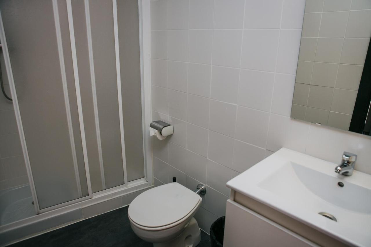 Residencia Universitaria Tagaste Apartment *