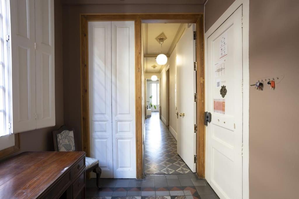 Canela Homes Rambla Cat