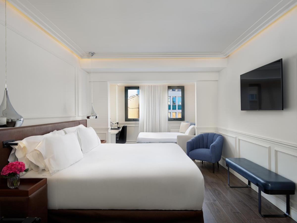 H10 Universitat (adults Only) Hotel