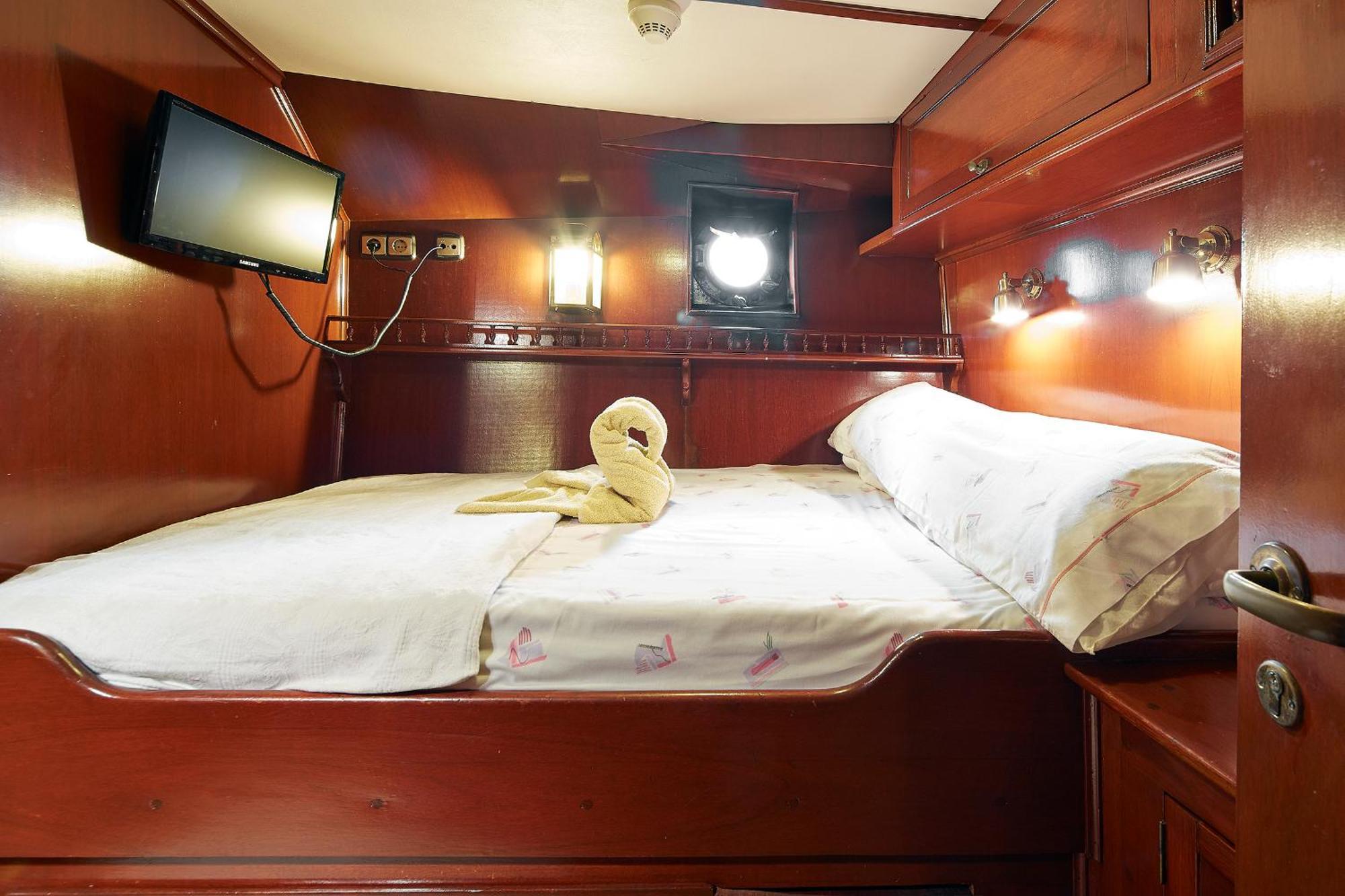 Southern Cross Botel