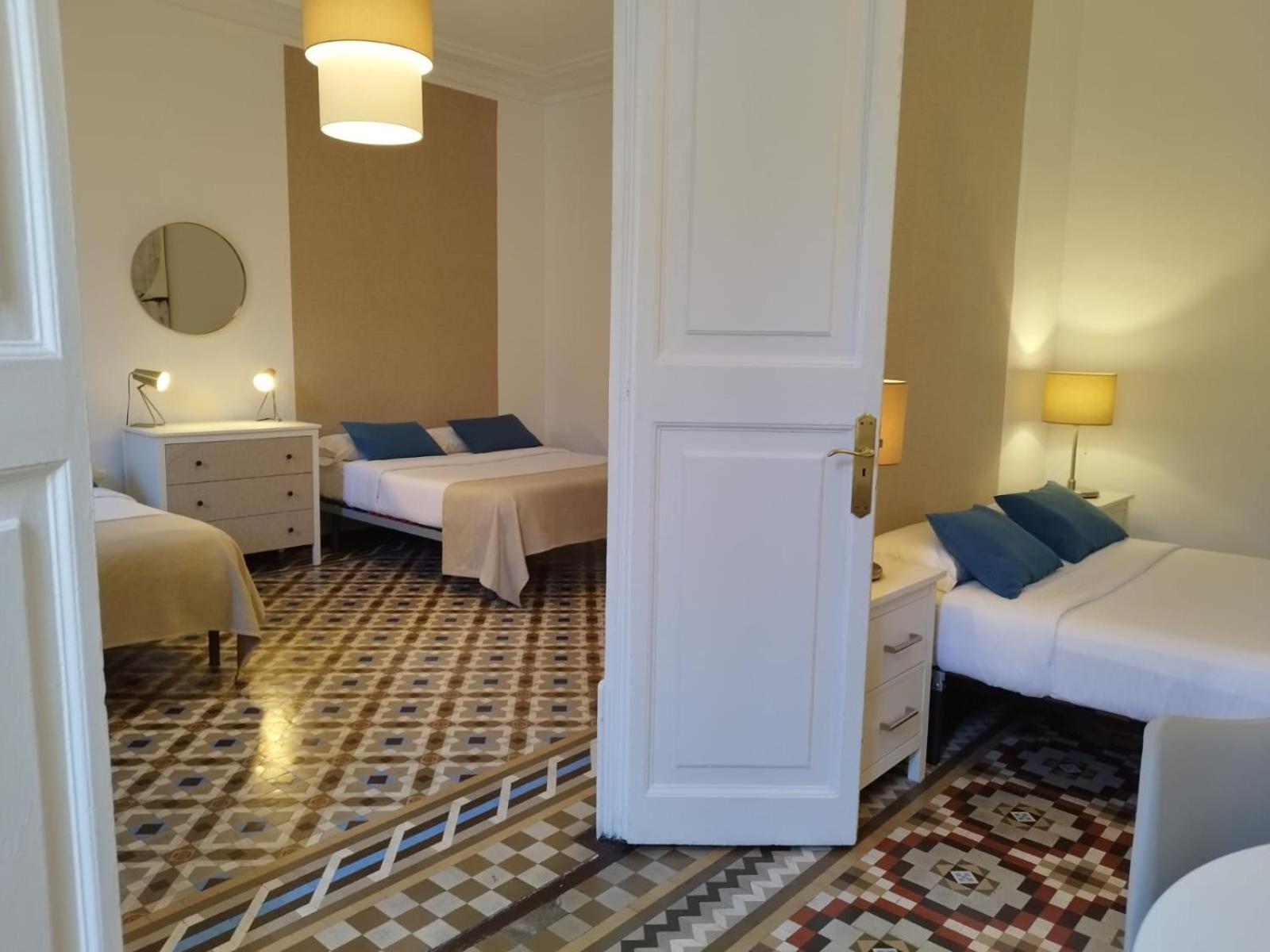 Hostel Sunny Bcn Barcelona