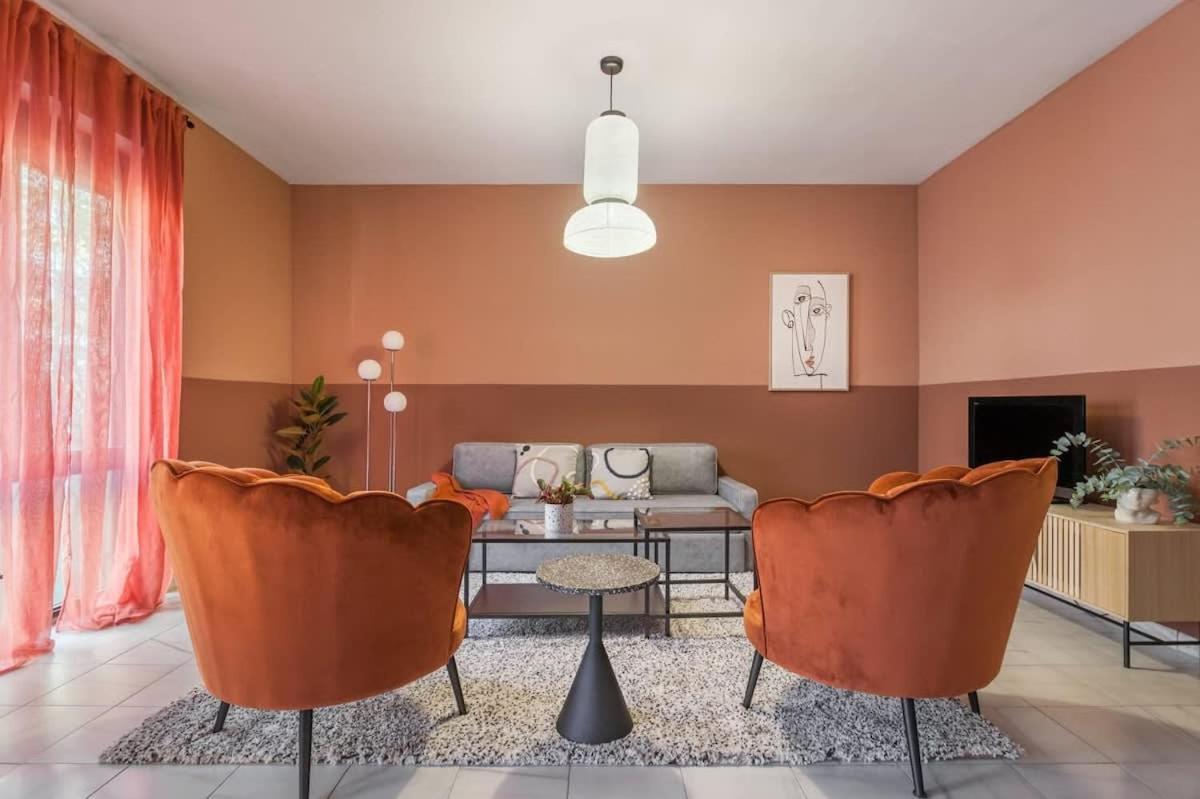 Sagrada Familia- Fantastic Bold Catalan 3 Bedroom Balcony Barcelone