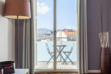 Wonderful 2-bd With Balcony Plaza Cataluna Barcelona