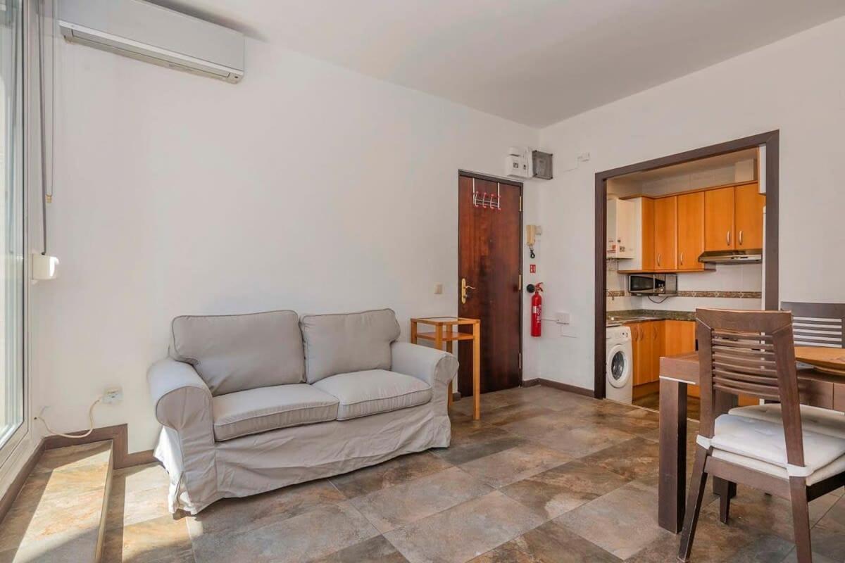 3bd With Private Terrace Right By Sagrada Familia Appartement