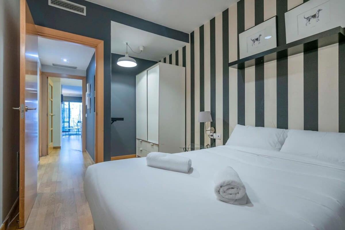 Modern And Bright In Eixample 2-2 Barcelona