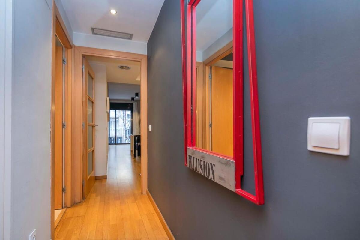 Modern And Bright In Eixample 1-2