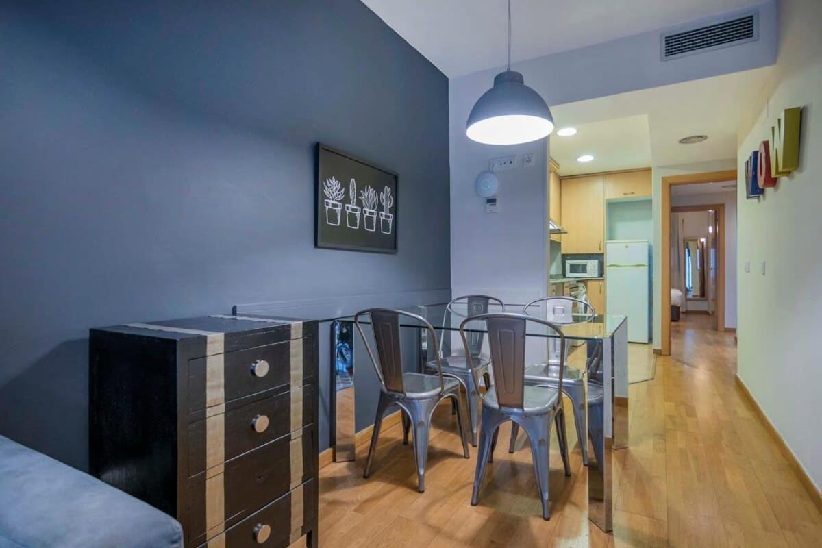 Modern And Bright In Eixample 2-2 Apartamento
