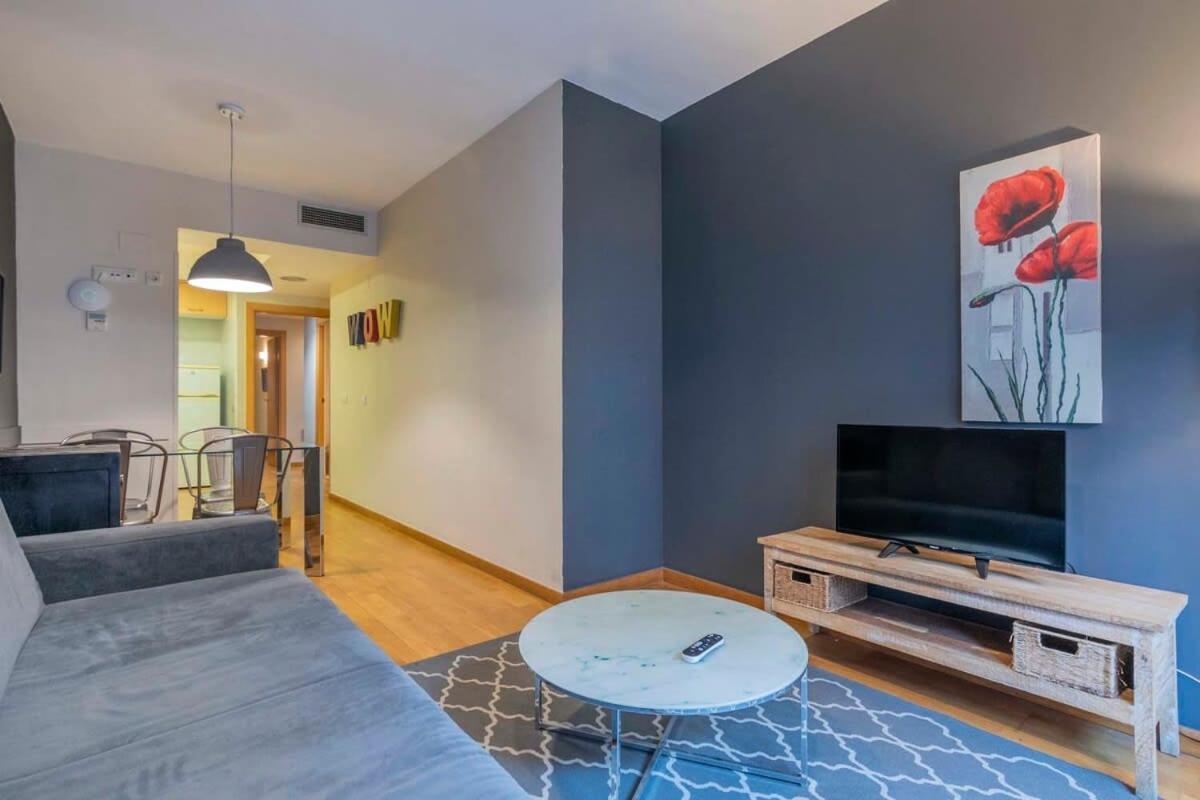 Modern And Bright In Eixample 2-2 Apartamento