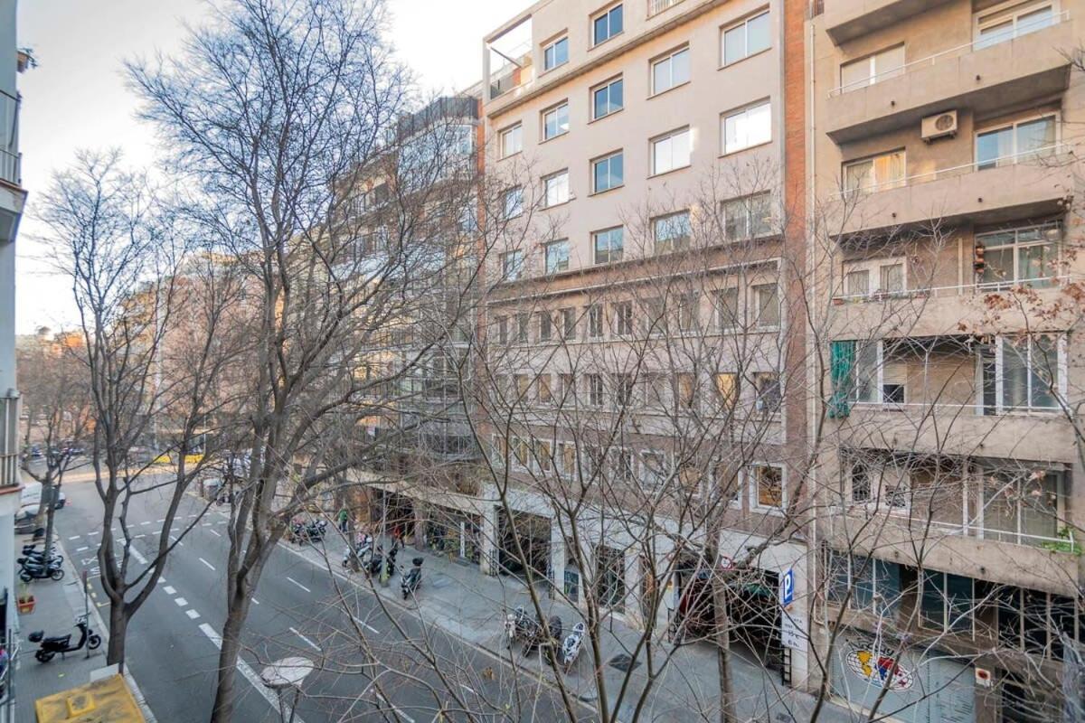Modern And Bright In Eixample 2-2 Apartamento