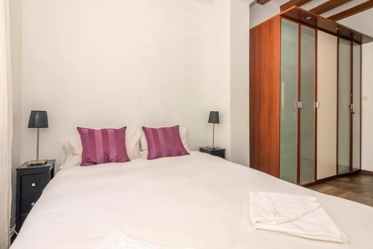 3bd With Private Terrace Right By Sagrada Familia * Barcelona