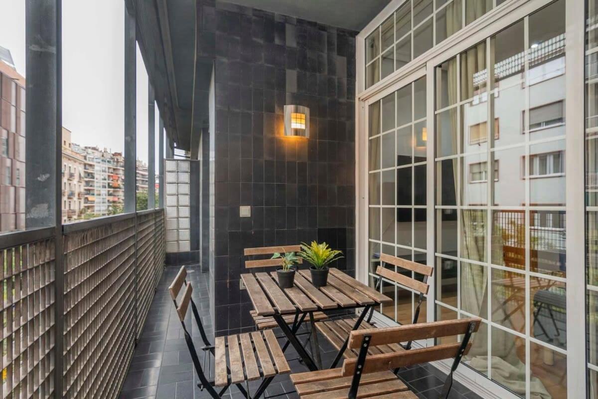 Apartment Comfy 4bd-2bth With Terrace In Plaza Espana