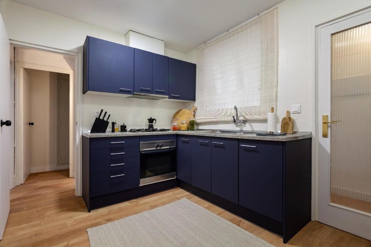 Apartment Elegant 4 Bedroom By Plaza Catalunya Barcelona