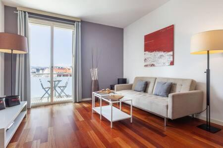 Wonderful 2-bd With Balcony Plaza Cataluna Appartement