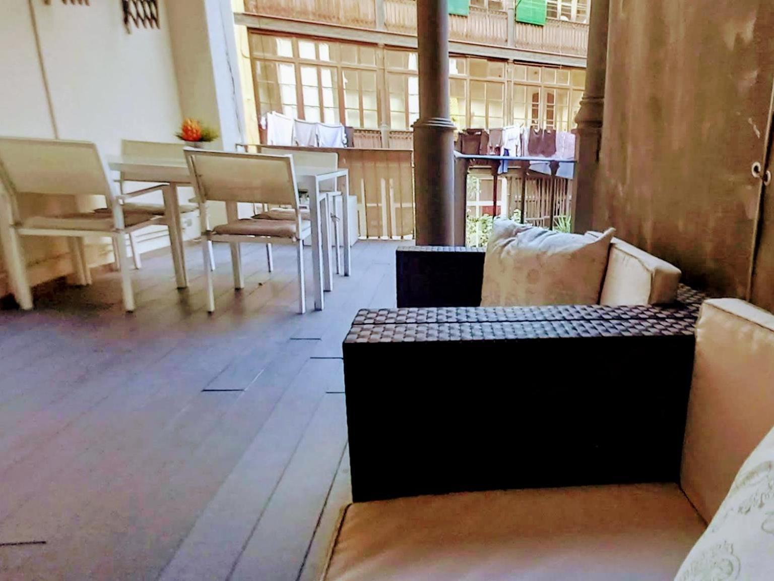 Eixample Patio Views With Amazing Terrace Apartment Barcelona