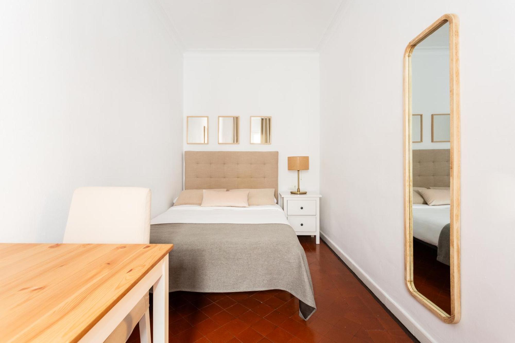 Sunny Bcn Hostel *