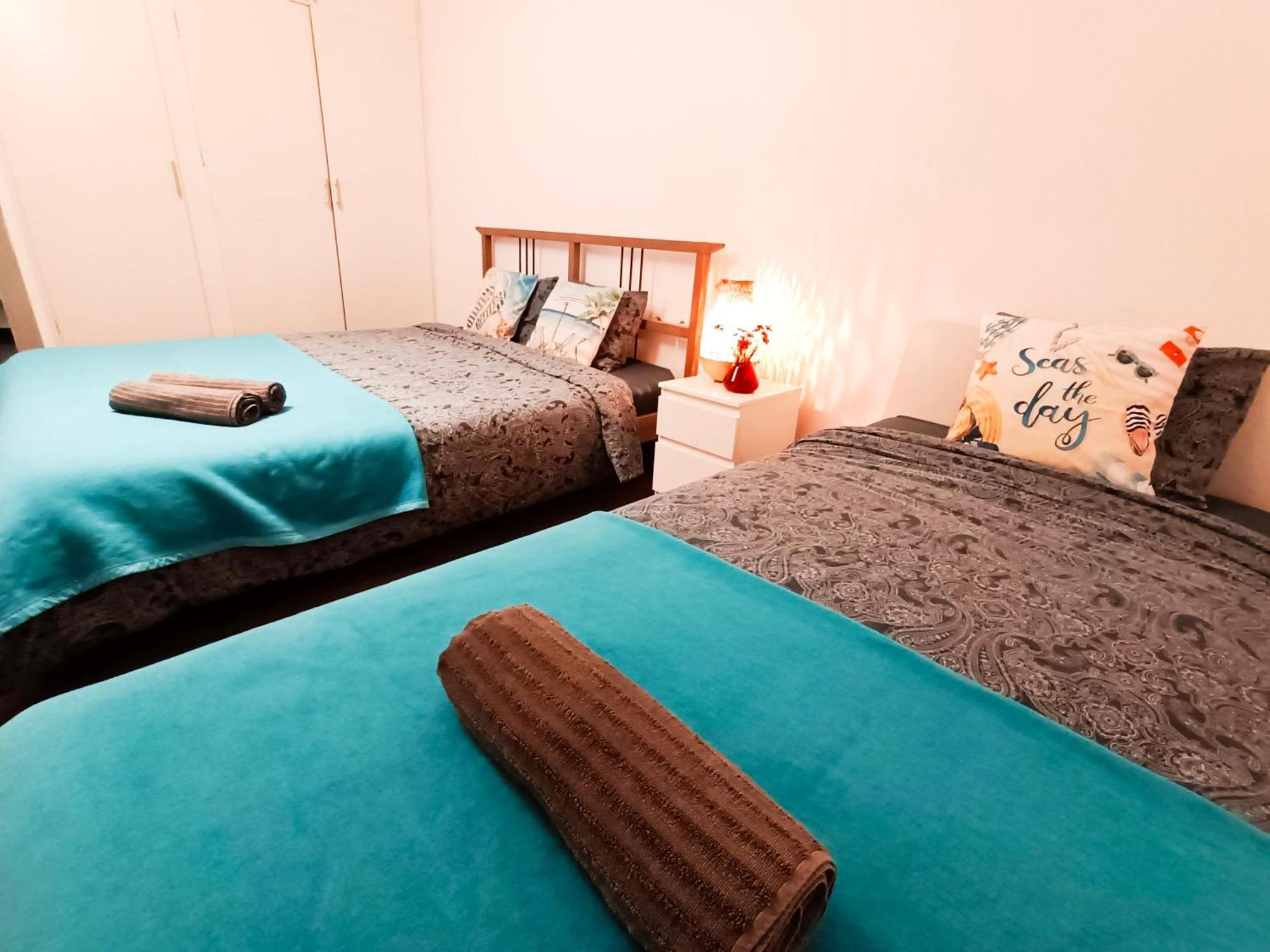 By Plaza Real Budget Hostel Barcelona