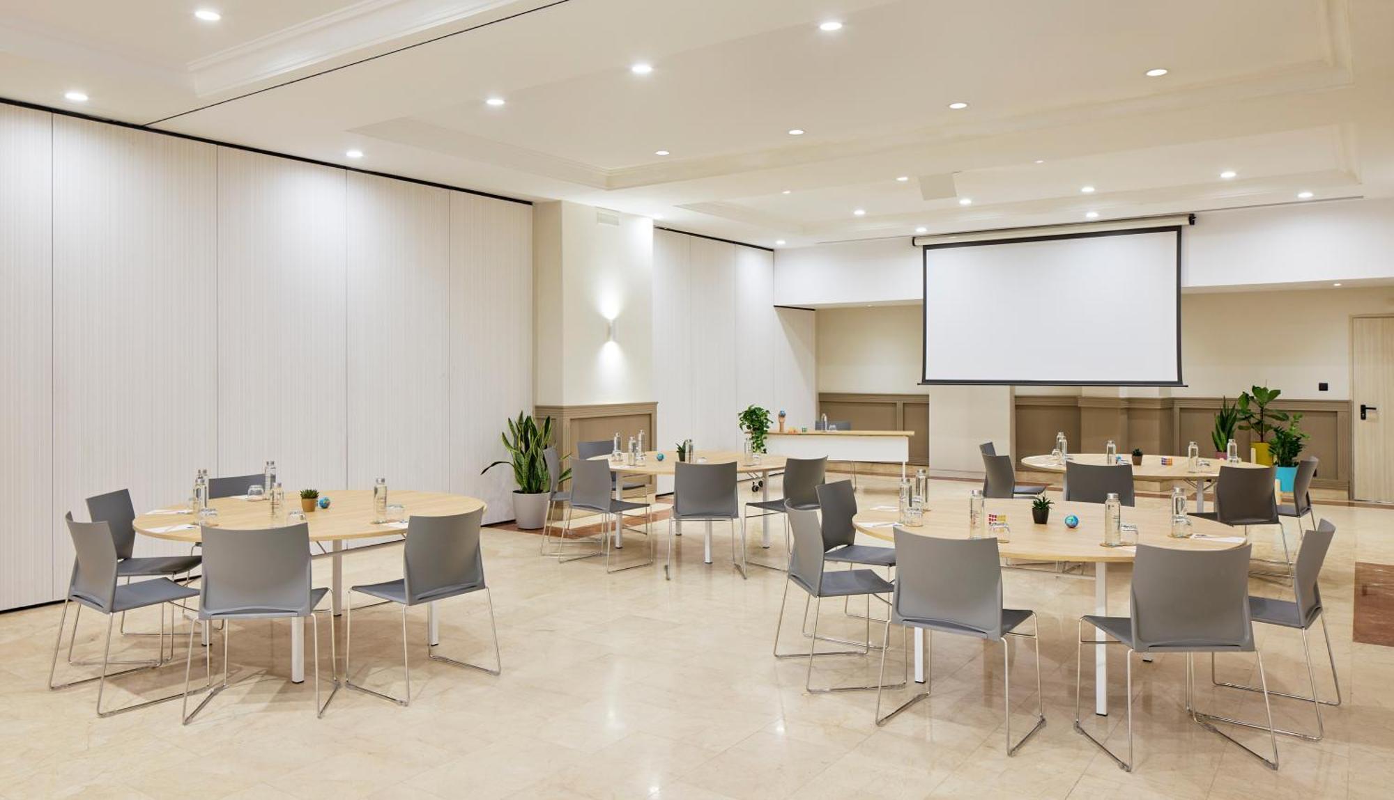 Hotel Innside By Melia Apolo 4*