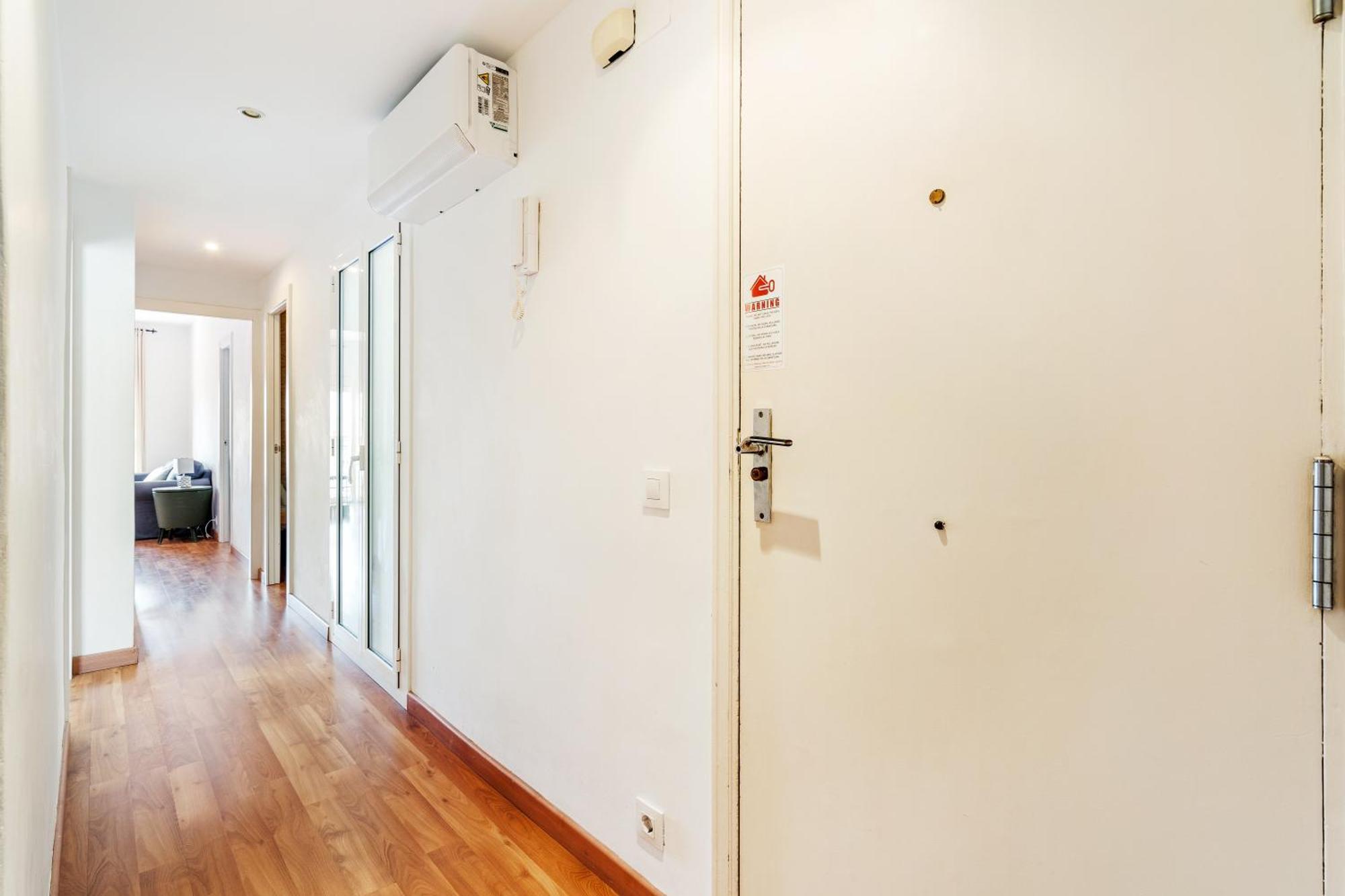 Heart Of The Sunny With Iconic Terrace View Appartement *