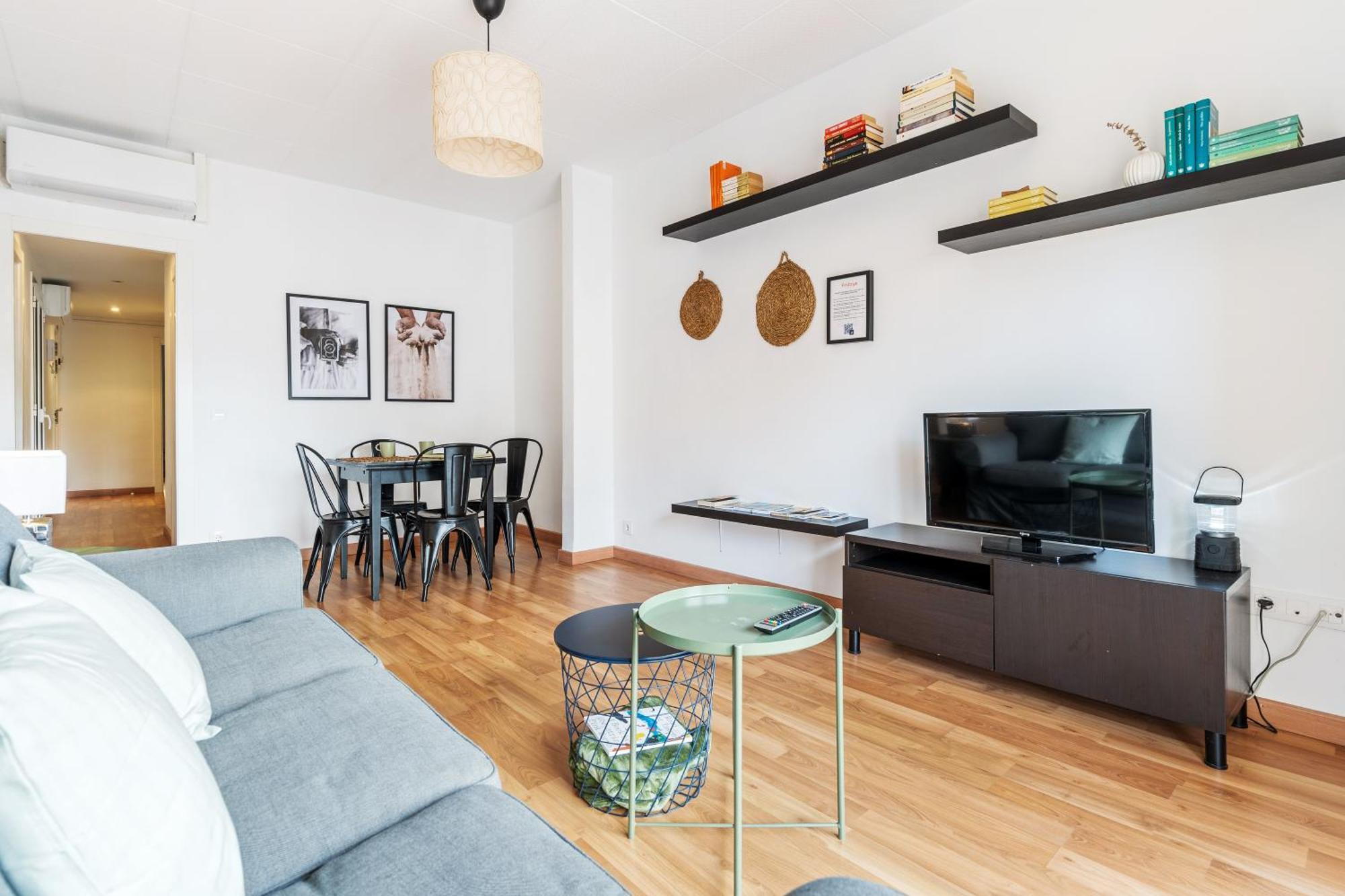 Heart Of The Sunny With Iconic Terrace View Barcelone