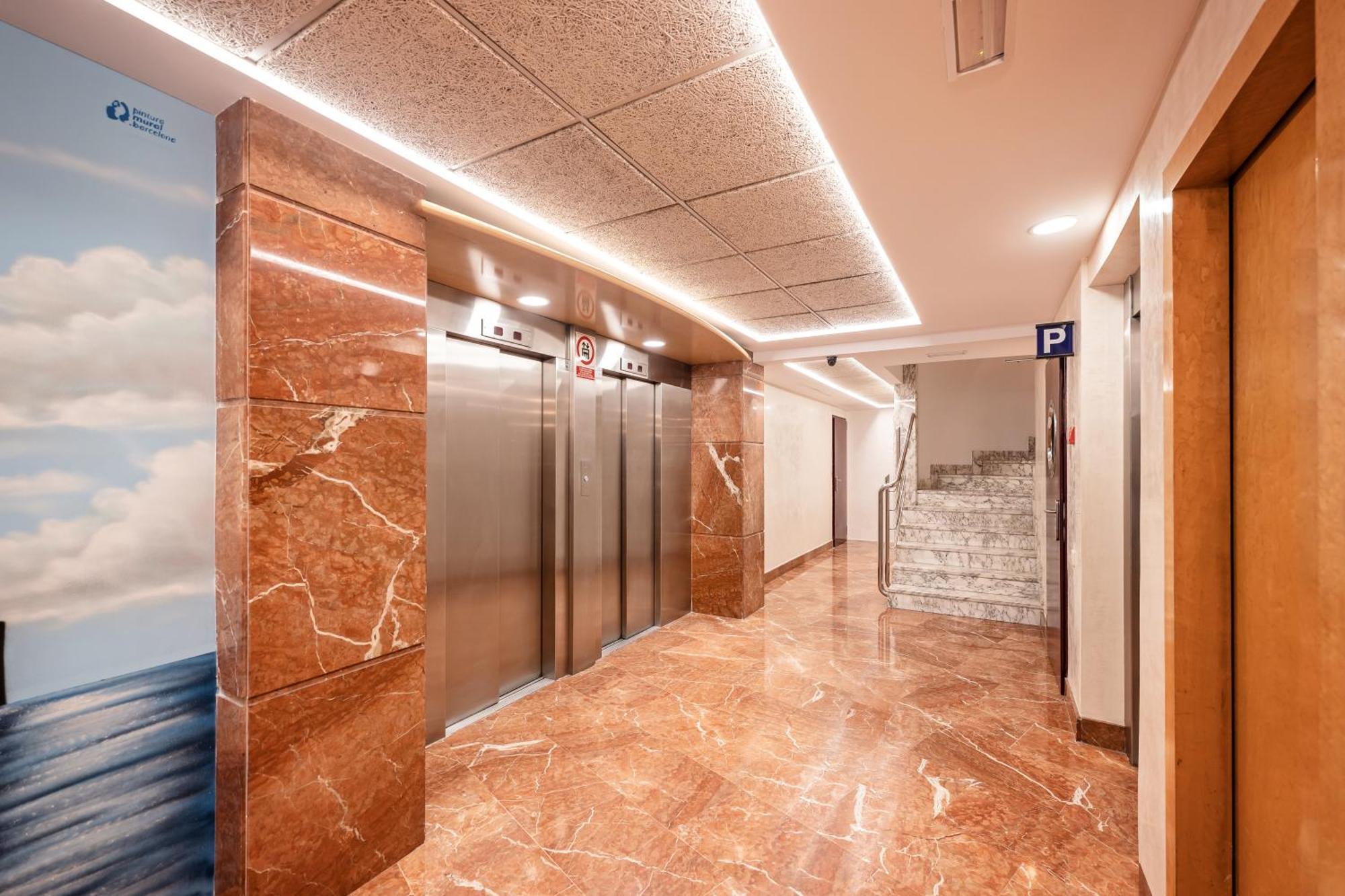 Aparthotel Napols - Abapart Barcelona