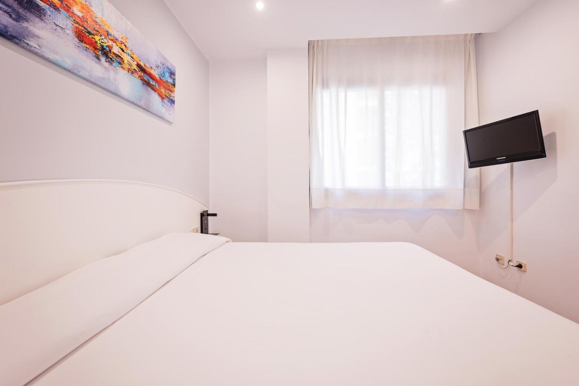 Napols - Abapart Aparthotel 2*