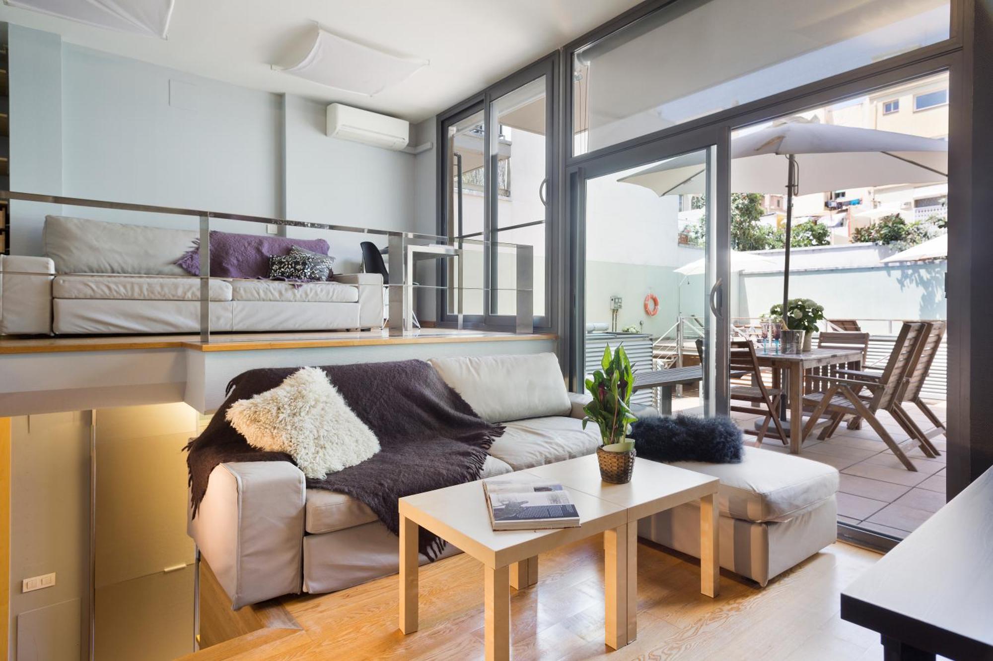 My Space Emirates - Bright In Gracia With Shared Pool Apartment *