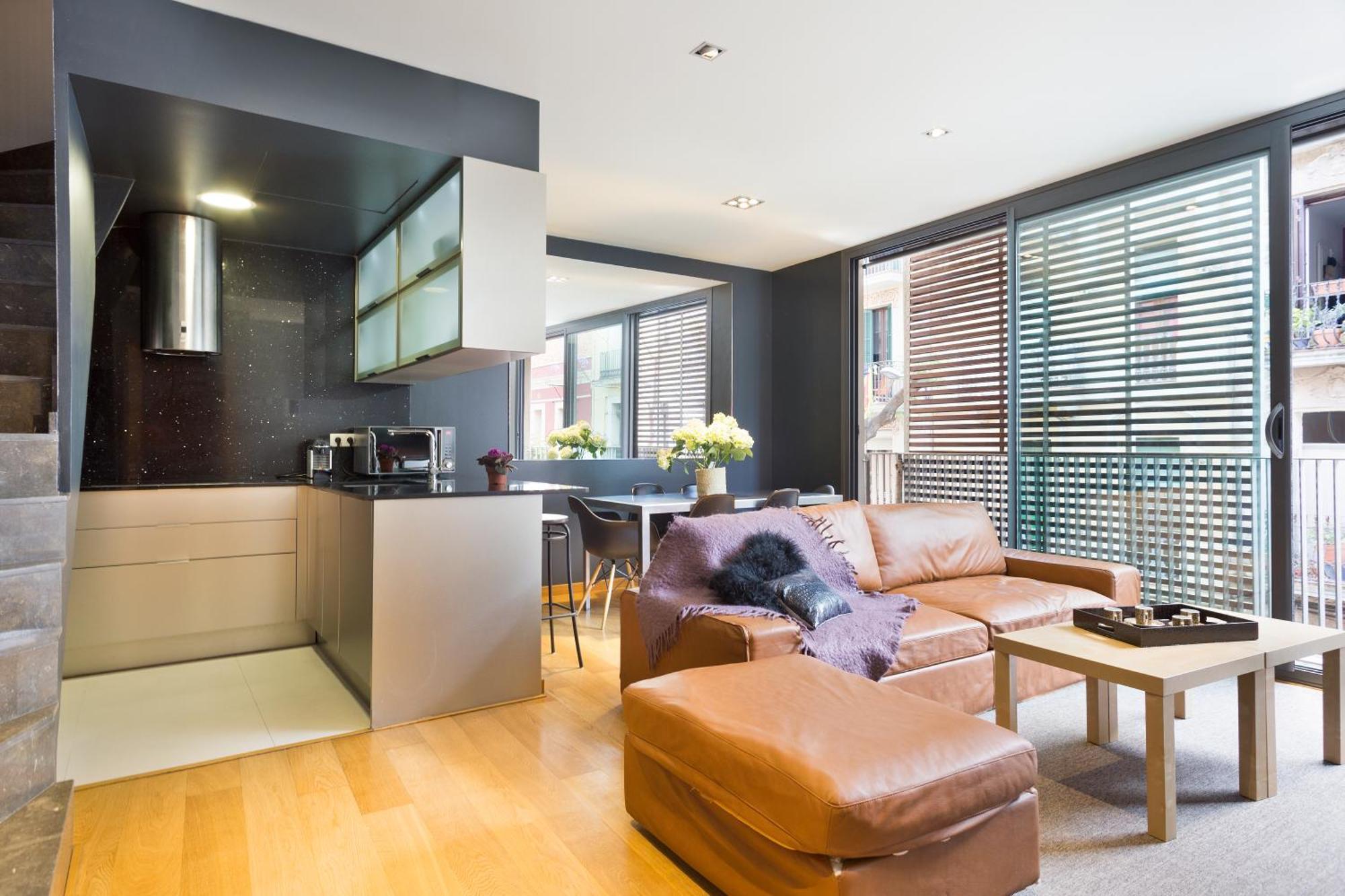 Apartment My Space Emirates - Bright In Gracia With Shared Pool *