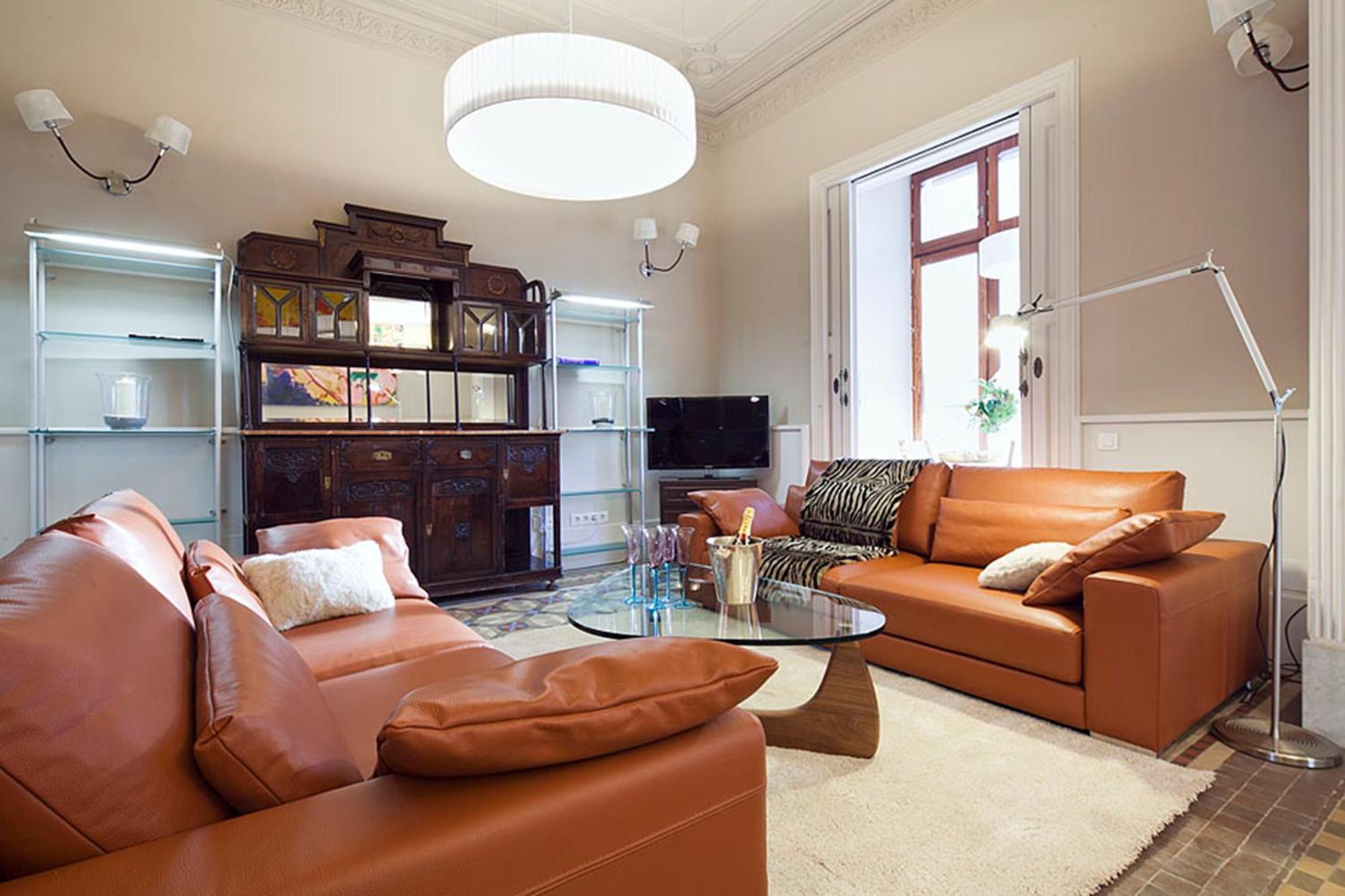 My Space Emirates - In Rambla De Catalunya Appartement *