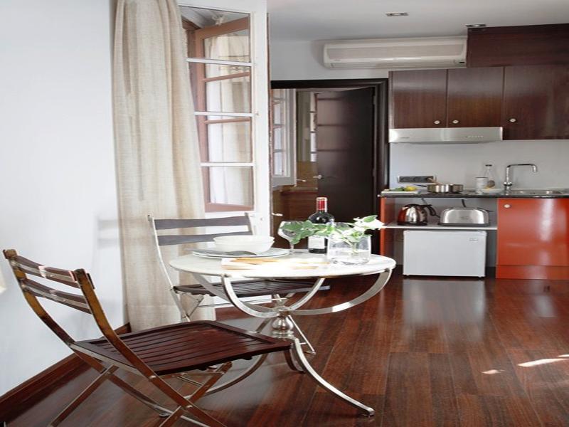 Ainb Gothic-jaume I Appartement Barcelone