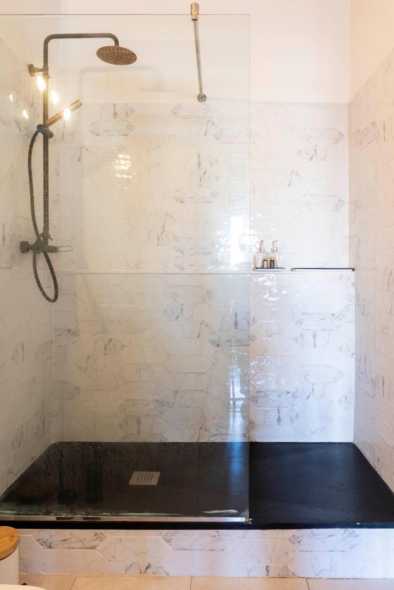 Enchanting 2 Bedroom Flat With Terrace Near Placa Espanya