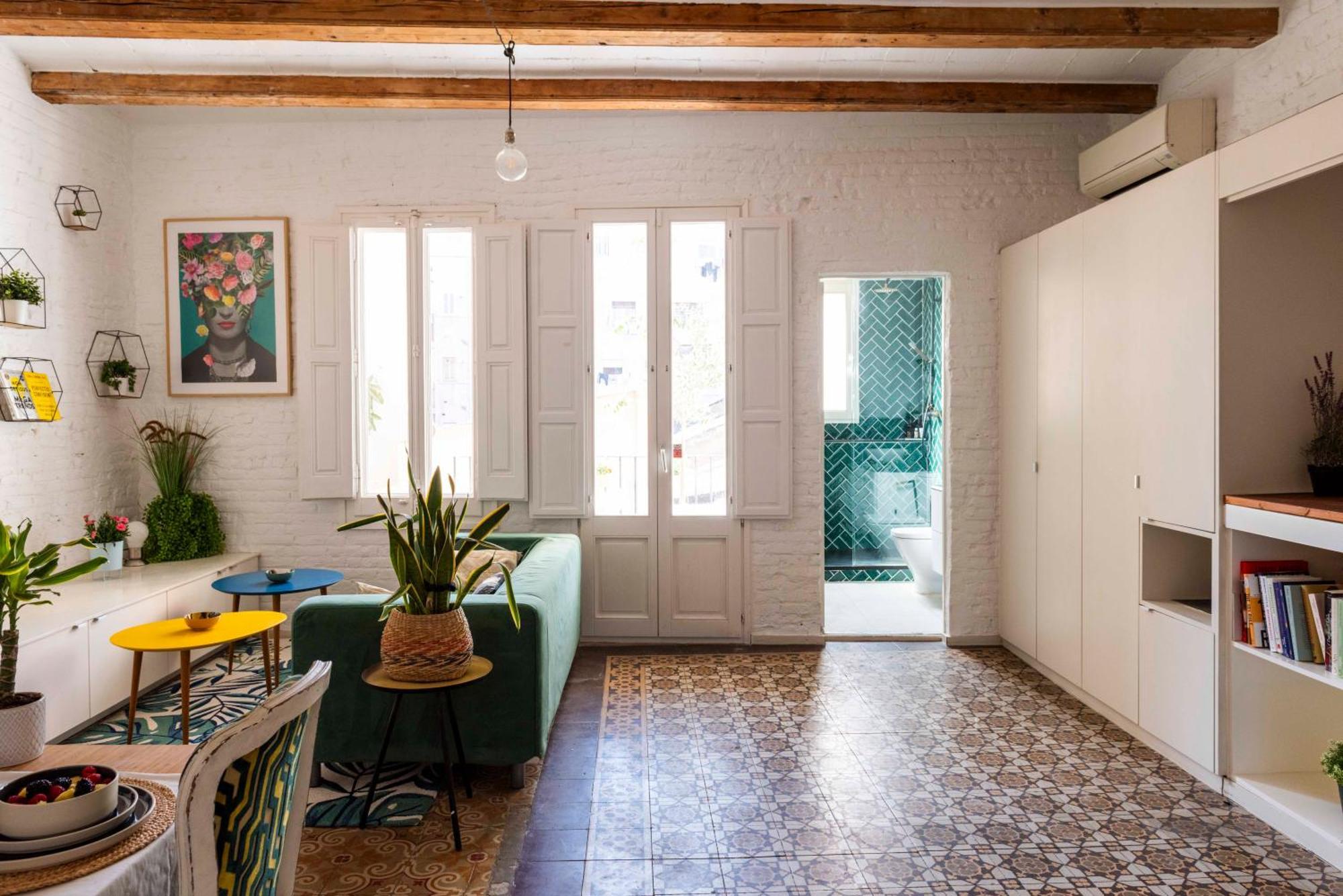 Enchanting 2 Bedroom Flat With Terrace Near Placa Espanya