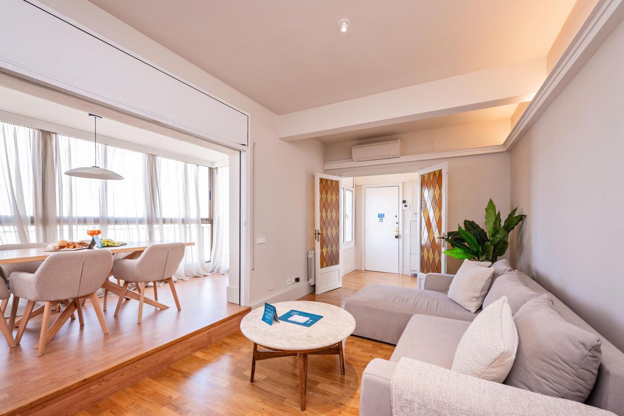Sweett - Atic Eloi Apartment