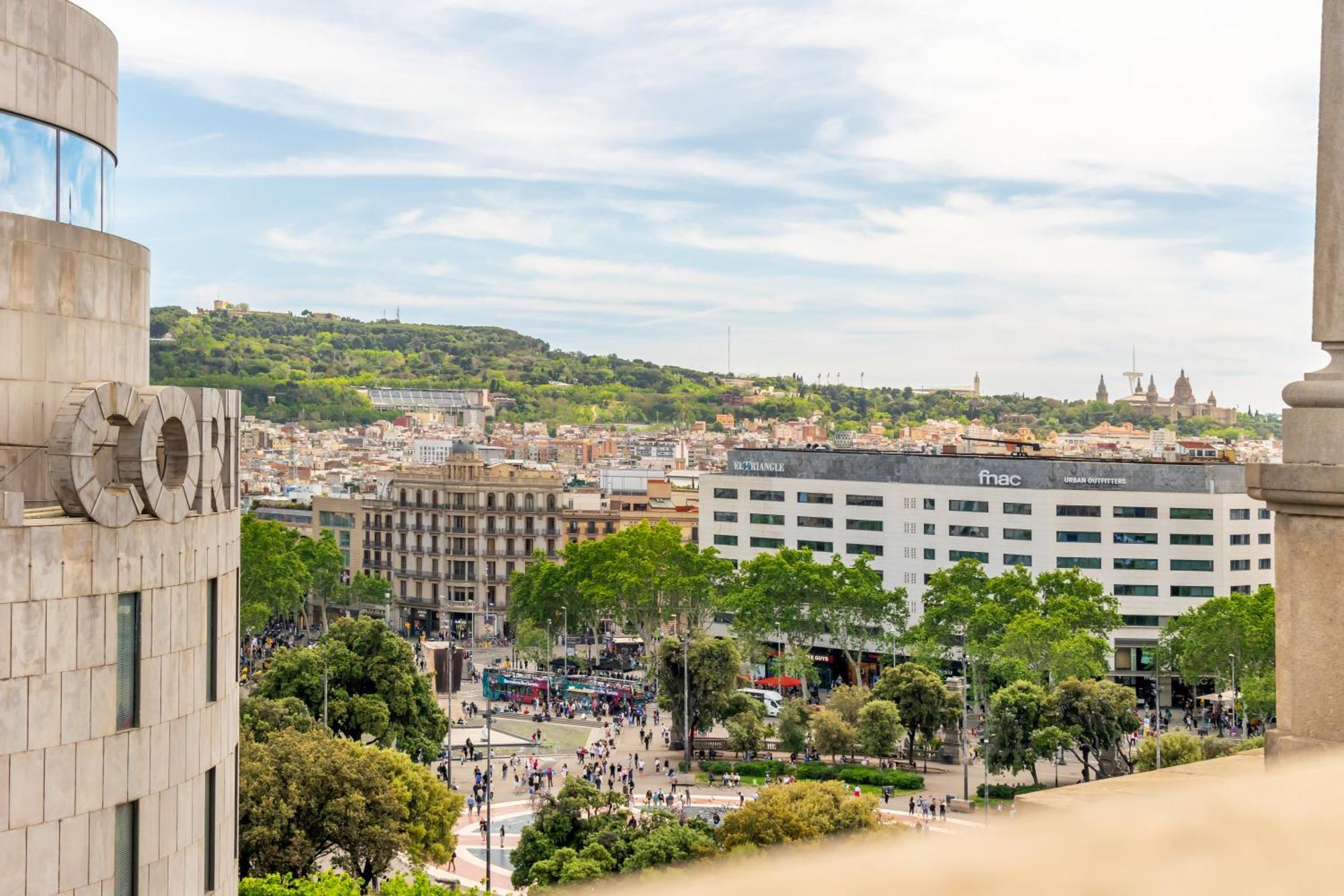 Unique - Placa Catalunya *