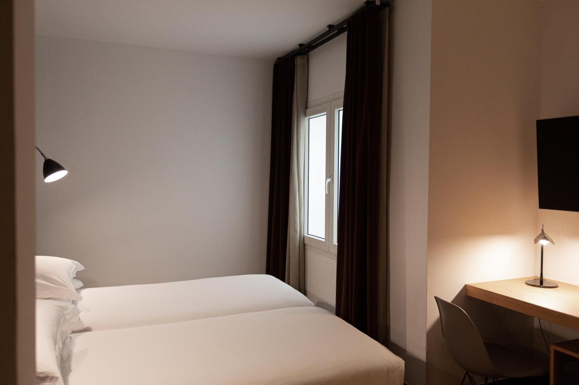 Hotel Alexandra Hotel, Curio Collection By Hilton Barcelona