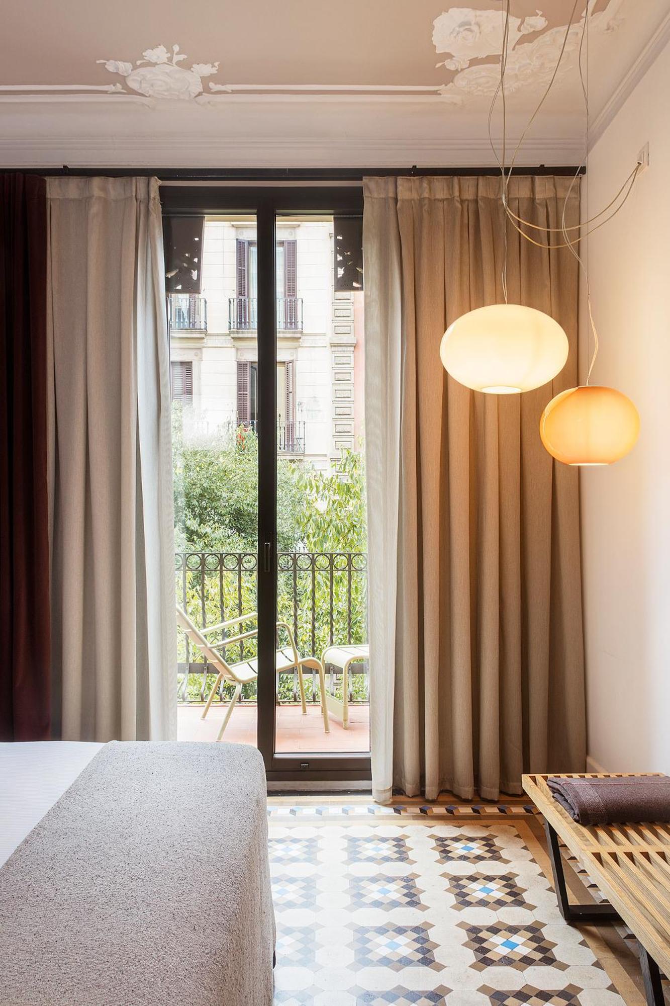Alexandra Hotel, Curio Collection By Hilton Hotel 4*
