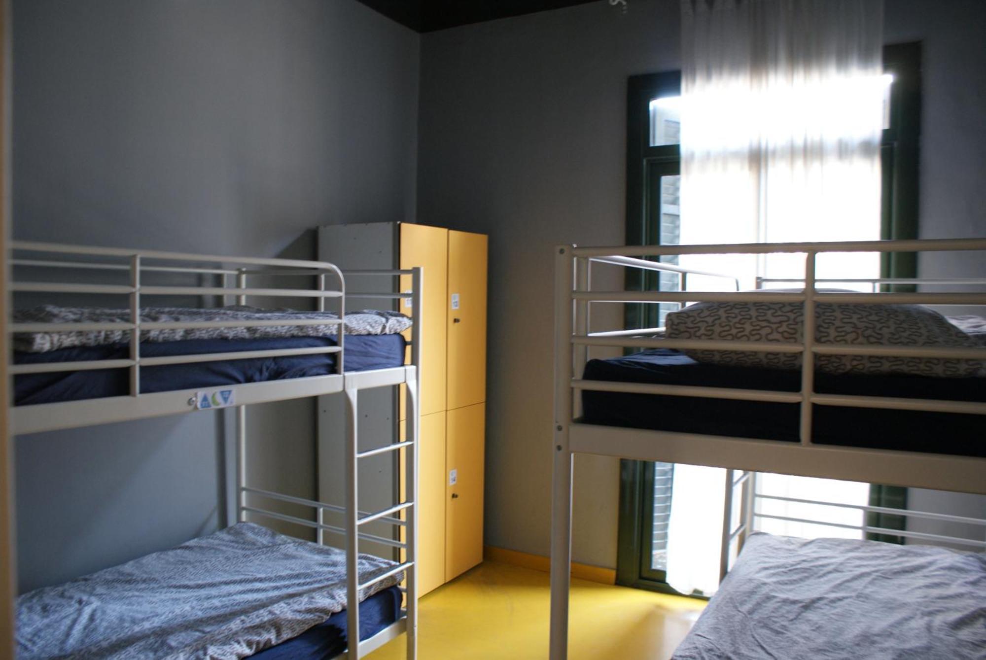 Sleep - Certified Eco Youth Hostel *