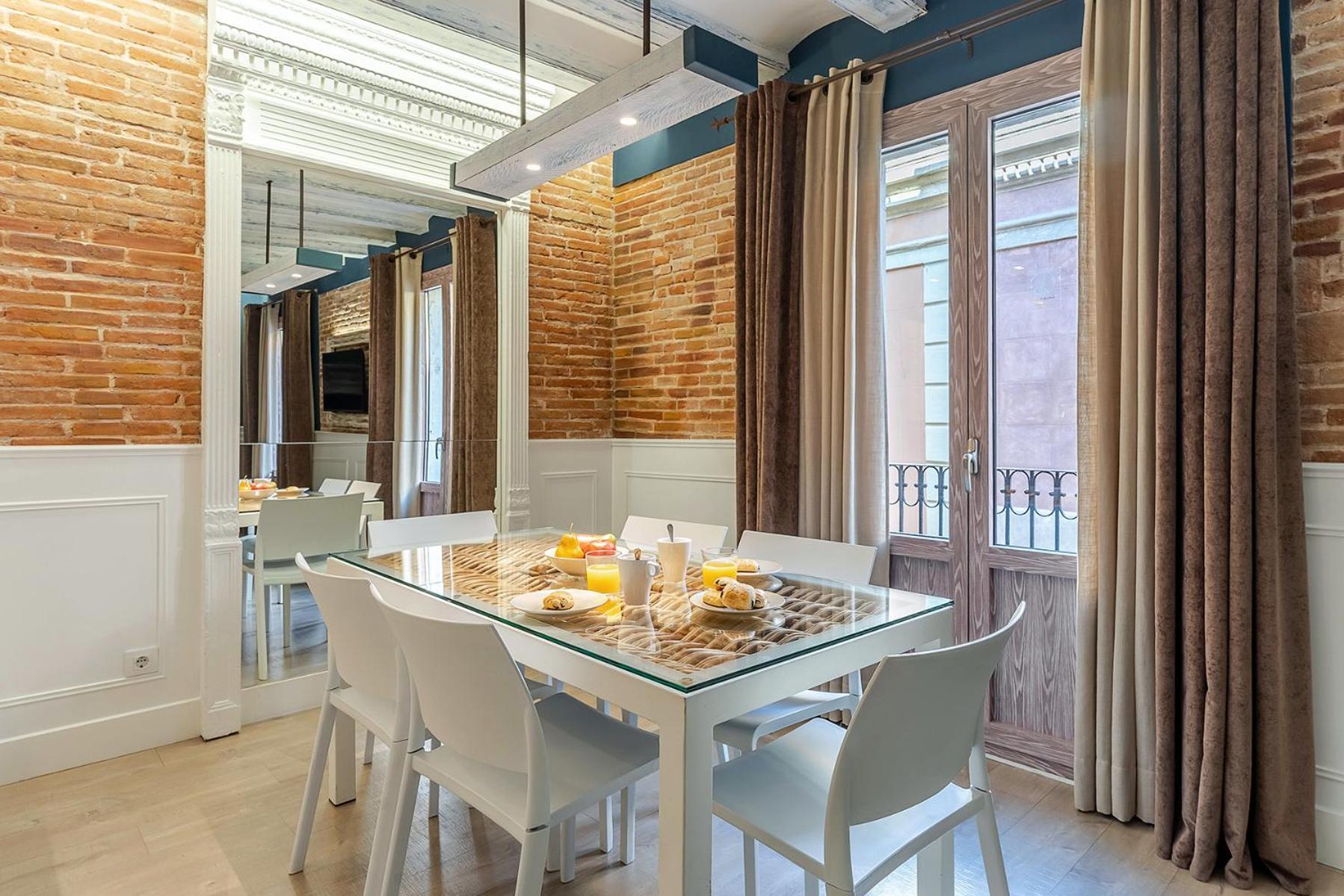 Enjoybcn Colon Appartement *