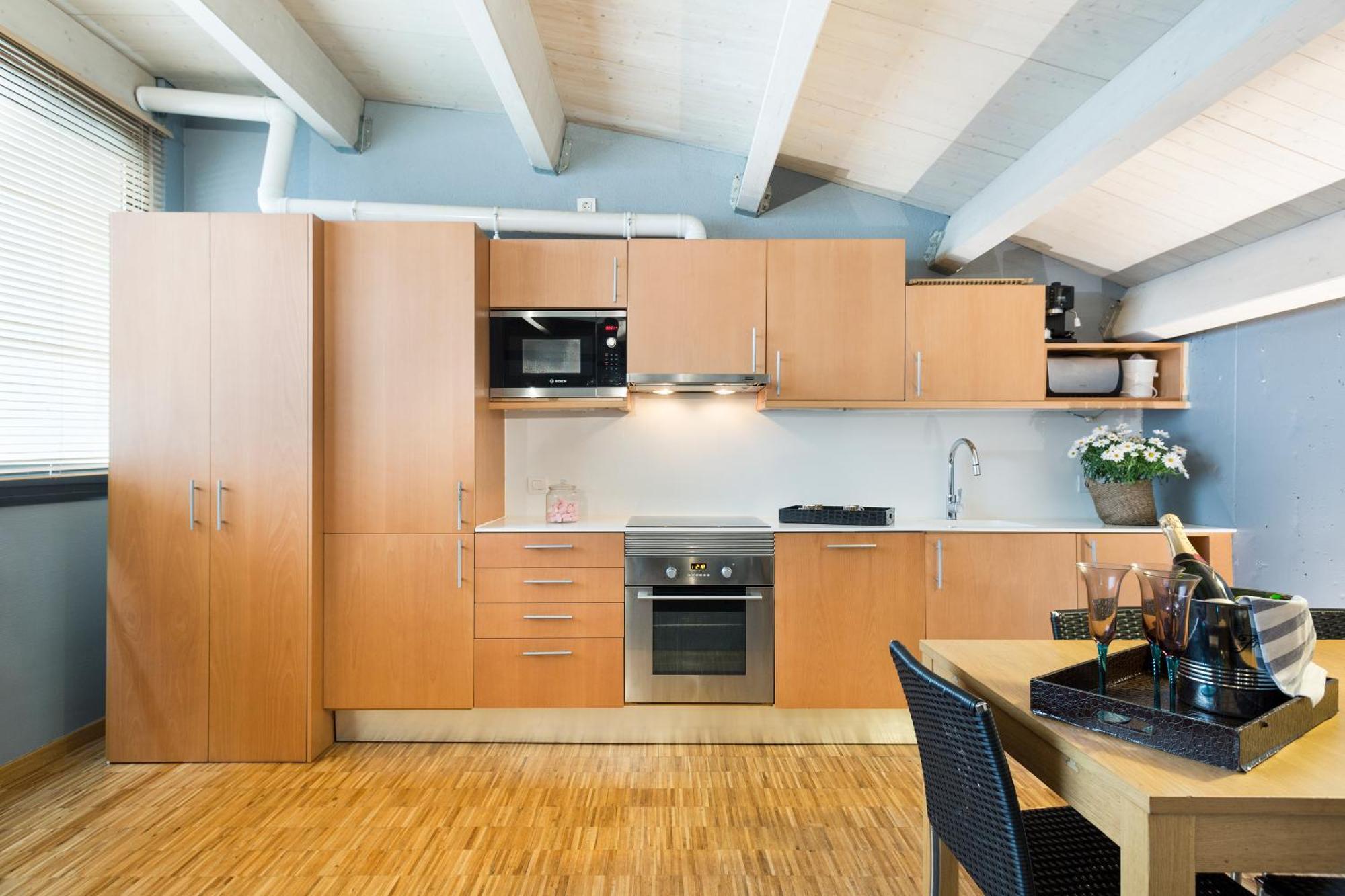 My Space Emirates - Spacious Near The Center Appartement