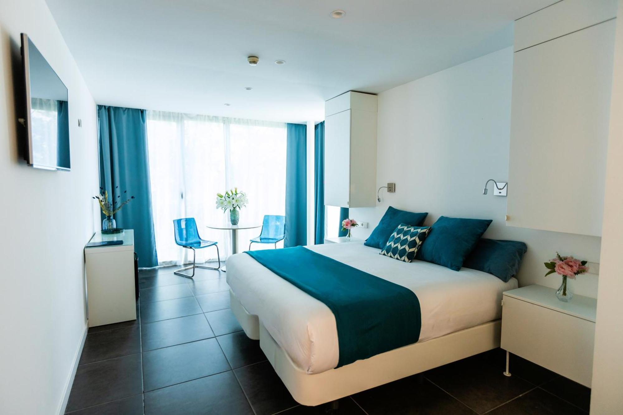Hotel 54 Barceloneta 3*