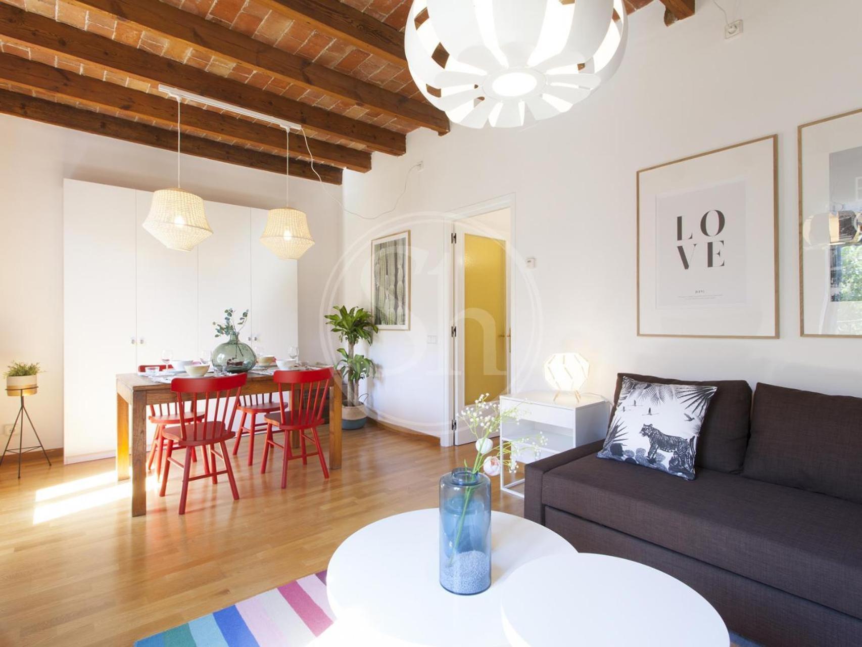 Al Lado De Sagrada Familia Apartamento