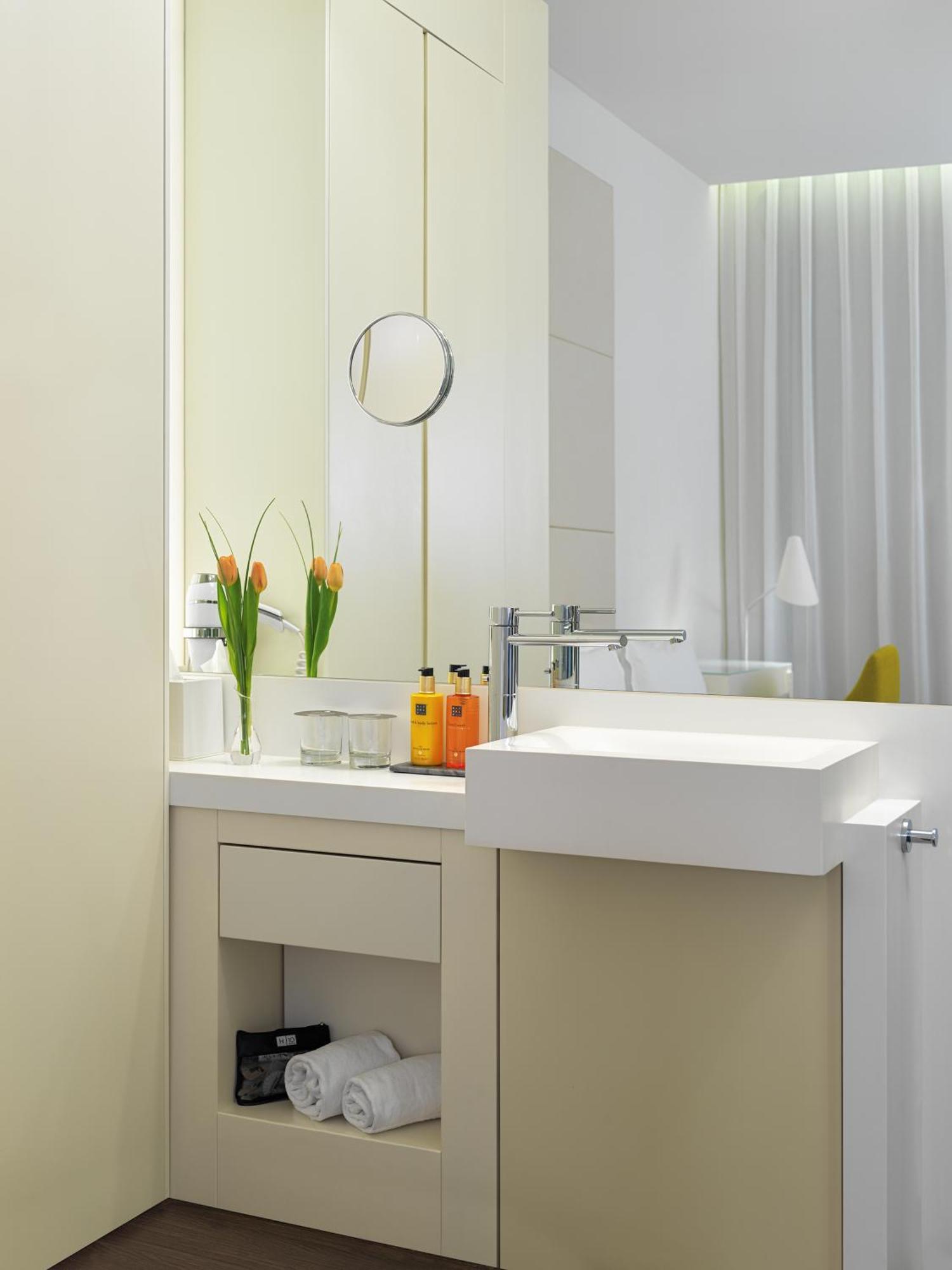 Hotel H10 Urquinaona Plaza (adults Only)