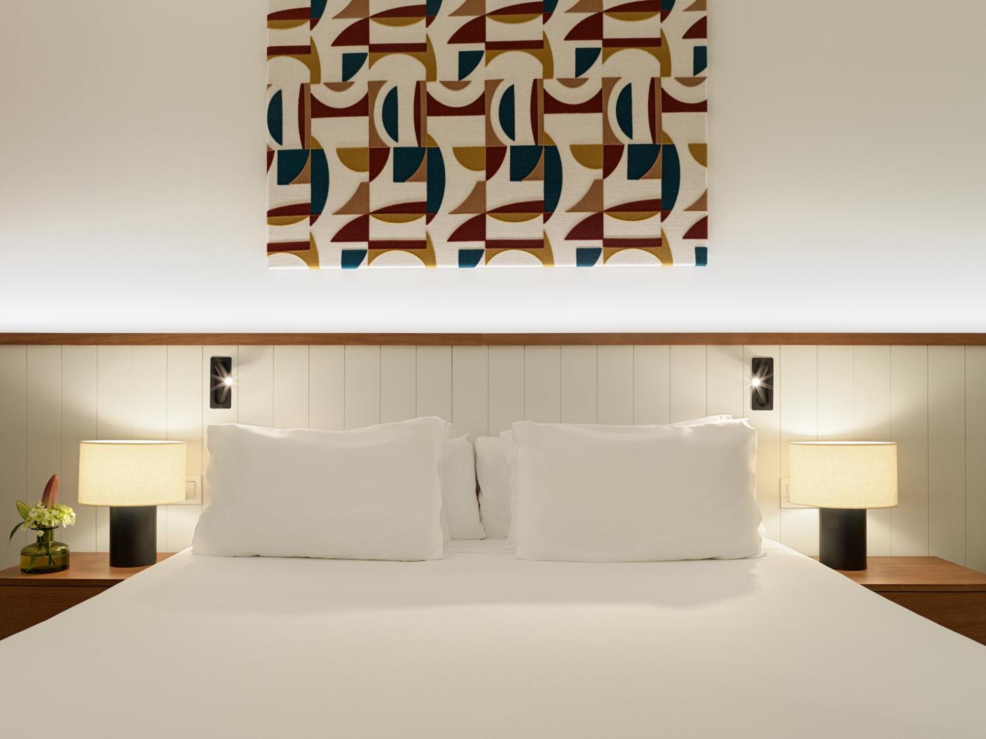H10 Urquinaona Plaza (adults Only) 4*