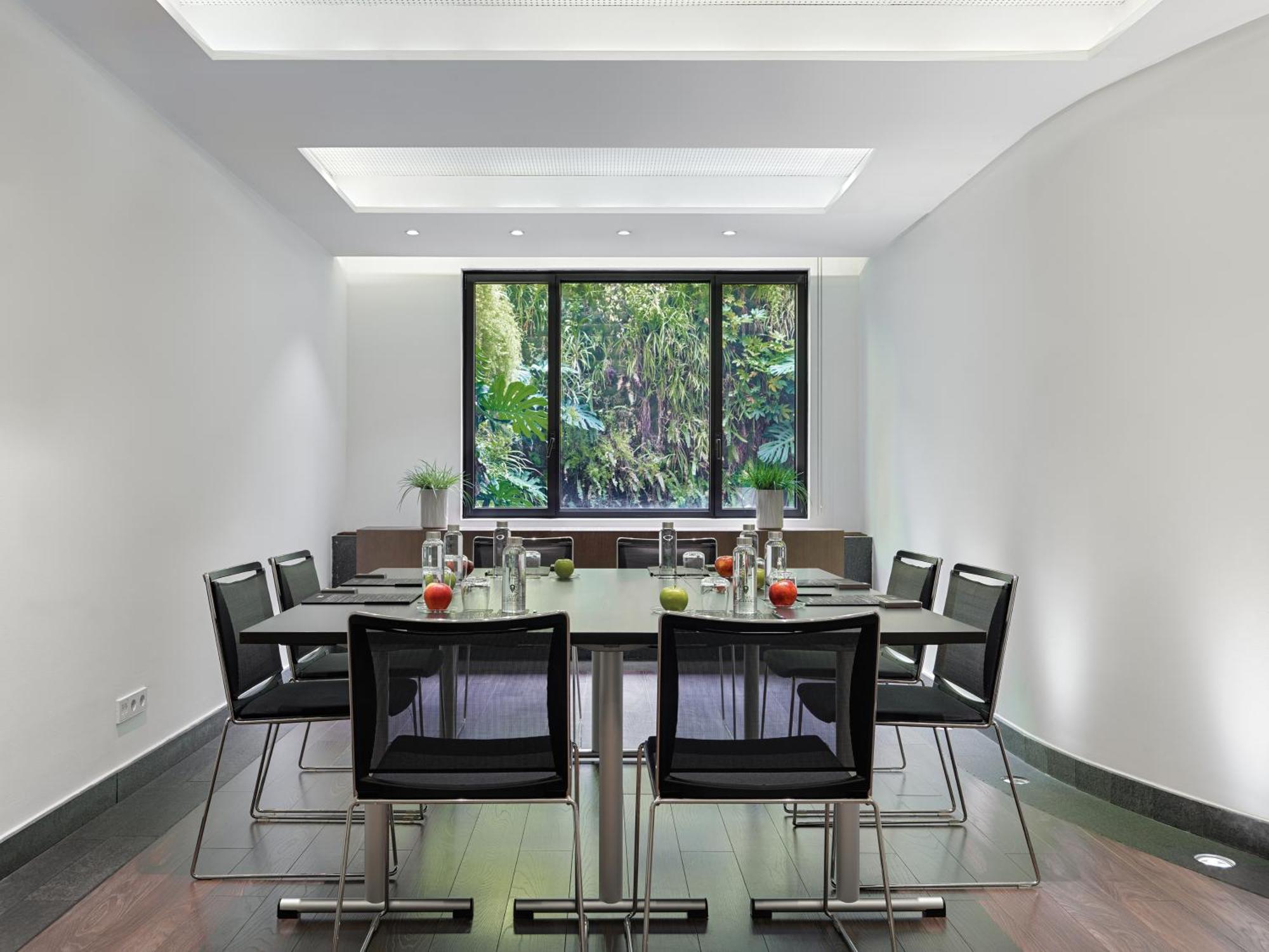 H10 Urquinaona Plaza (adults Only) Hotel Barcelona