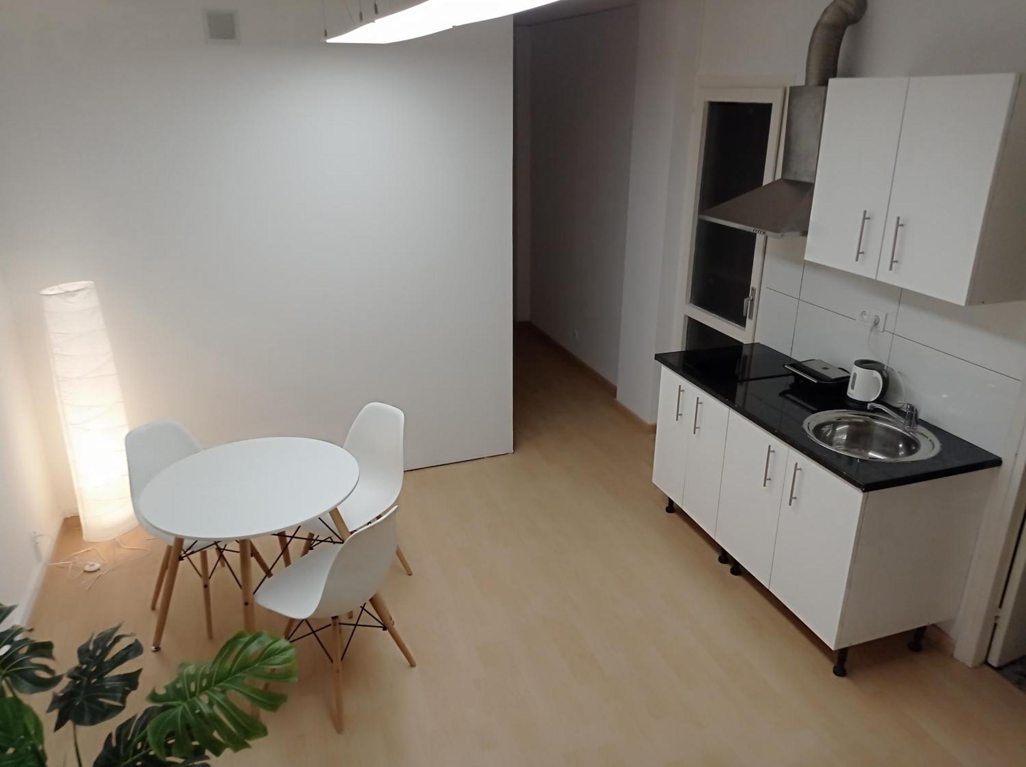 Sunny And Central Double Metro L5-l1 Guest house Barcelona