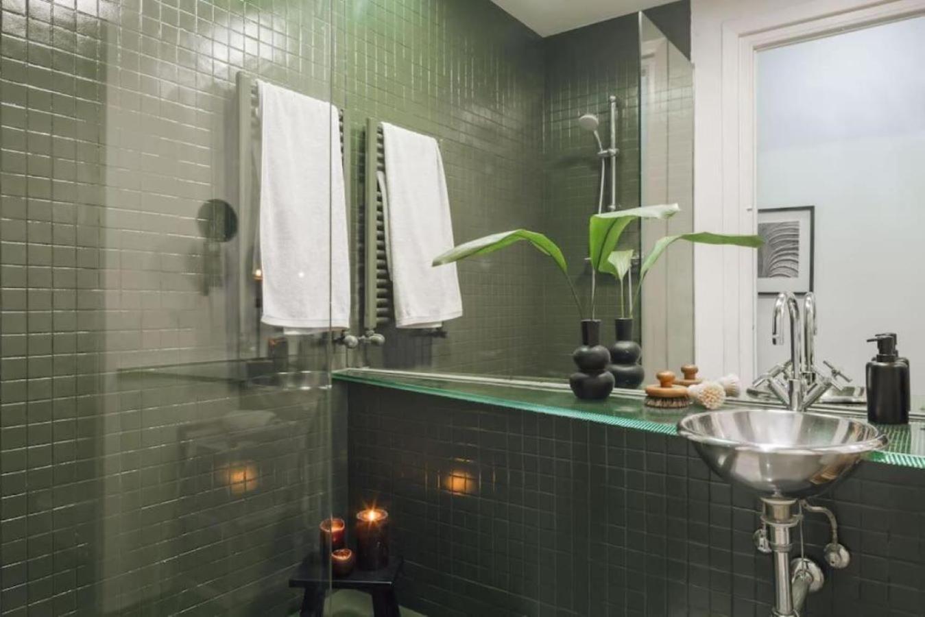 Kakwa - 2 Bedroom And Balcony Eixample Esquerra Apartment
