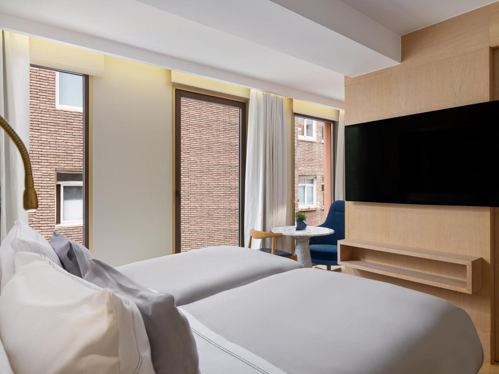 Hotel The One Gl 5*